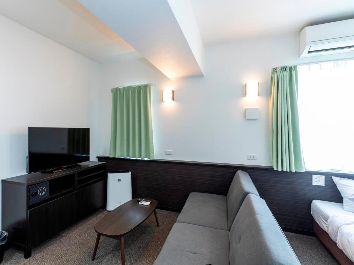 Oyo Hotel Reborn Namba-Minami Osaka Zewnętrze zdjęcie